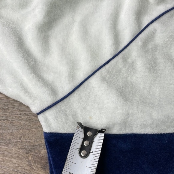 Vintage Cherry Hill Women’s Navy and White Zip Up Velour Sweatshirt, size Large - Picture 7 of 11